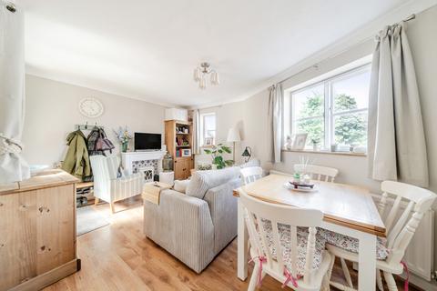 1 bedroom flat for sale, Raven Square, Alton, Hampshire, GU34