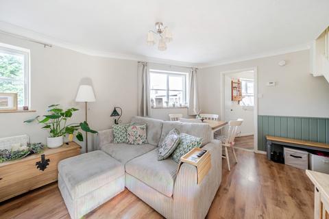 1 bedroom flat for sale, Raven Square, Alton, Hampshire, GU34