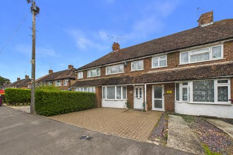 3 bedroom terraced house to rent, Thirlmere Avenue, Tilehurst, Reading, Berkshire, RG30