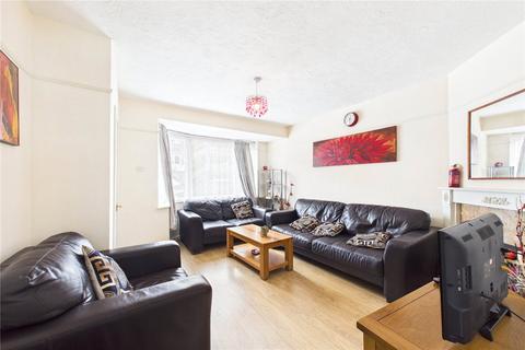 3 bedroom terraced house to rent, Thirlmere Avenue, Tilehurst, Reading, Berkshire, RG30