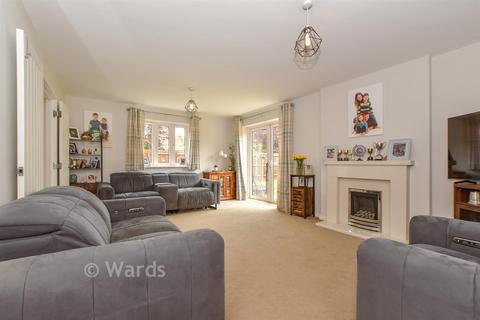 5 bedroom detached house for sale, Artisan Road, Headcorn TN27