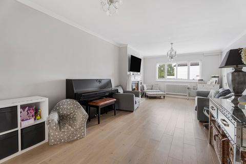 3 bedroom semi-detached house for sale, Westland Drive, Brookmans Park , AL9