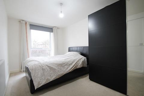 2 bedroom flat to rent, Zeus Court, Fairfield Road, Yiewsley, UB7