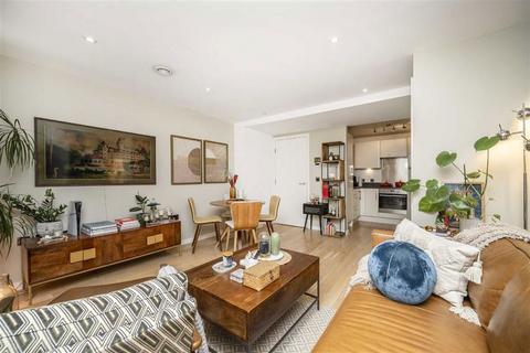 1 bedroom flat for sale, Britannia Walk, London N1