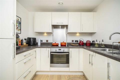 1 bedroom flat for sale, Britannia Walk, London N1
