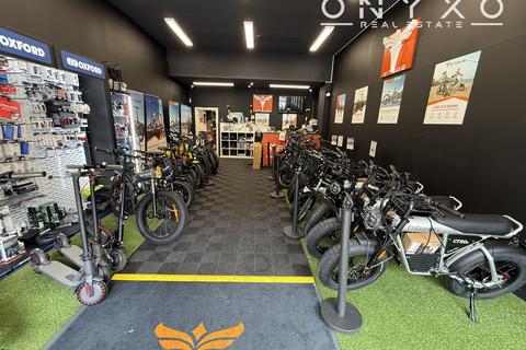 Retail property (high street) to rent, 30 Golders Green Rd London NW11 8LL