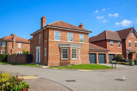 4 bedroom detached house for sale, Old College Drive, Beverley