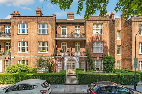 undefined, Bishops Park Road, London SW6