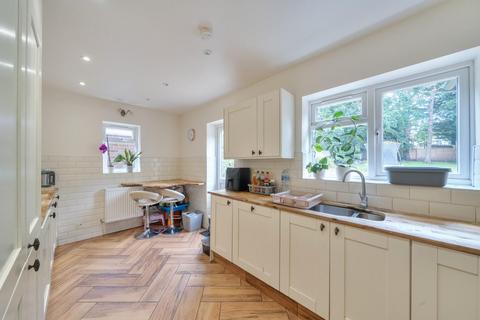 5 bedroom detached house for sale, Westbury Road, Northwood HA6
