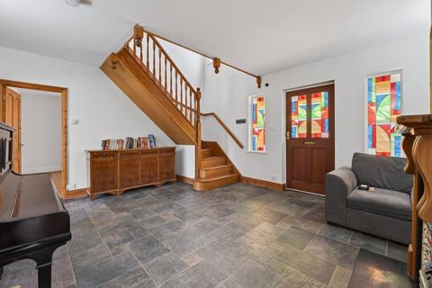 6 bedroom detached house for sale, Wellingborough Road, Kettering NN14