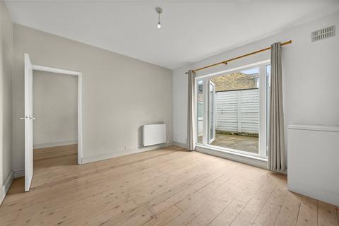 1 bedroom apartment for sale, Ivydale Road, Nunhead, SE15