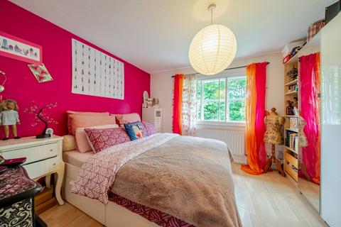 2 bedroom terraced house for sale, Ann Moss Way, Southwark, London, SE16