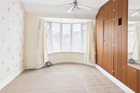 undefined, Little Avenue, Swindon SN2