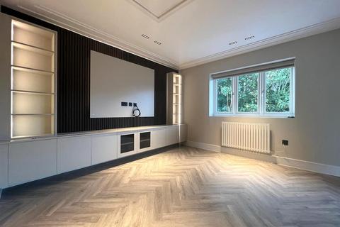 2 bedroom apartment to rent, Arlington Gardens, Cranbrook, Ilford