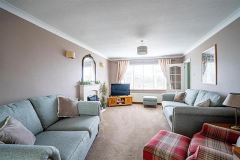 5 bedroom detached house for sale, Fairlight Road, Hastings