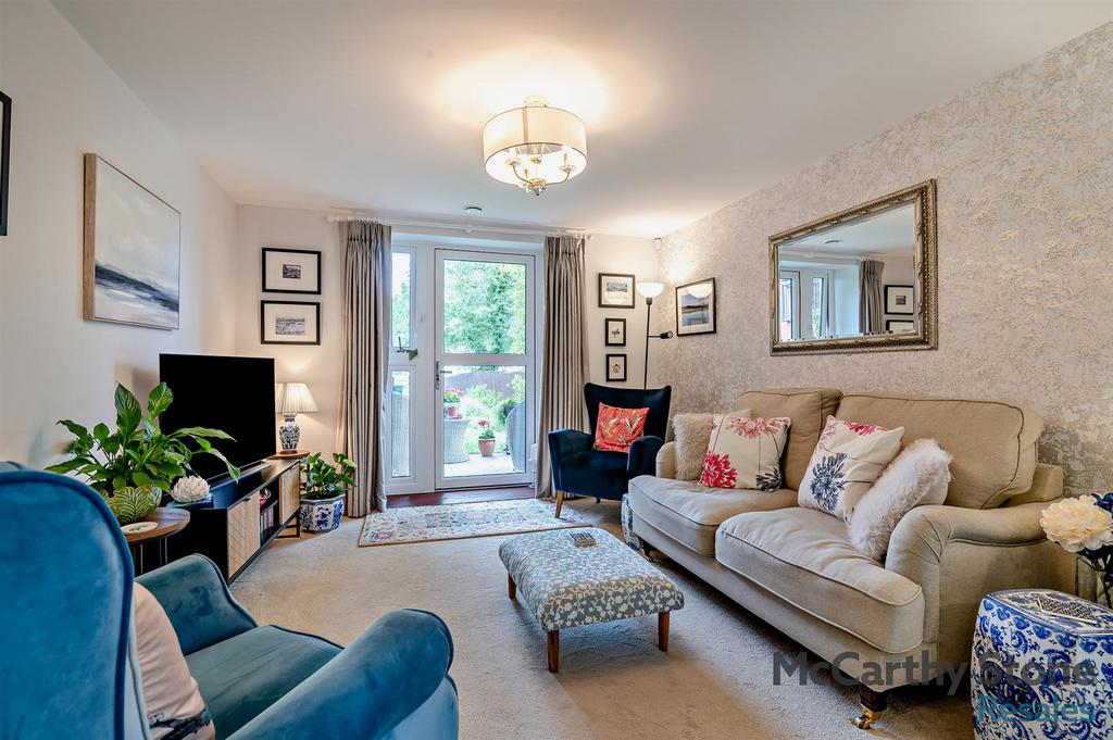 Living Room/Kitchen