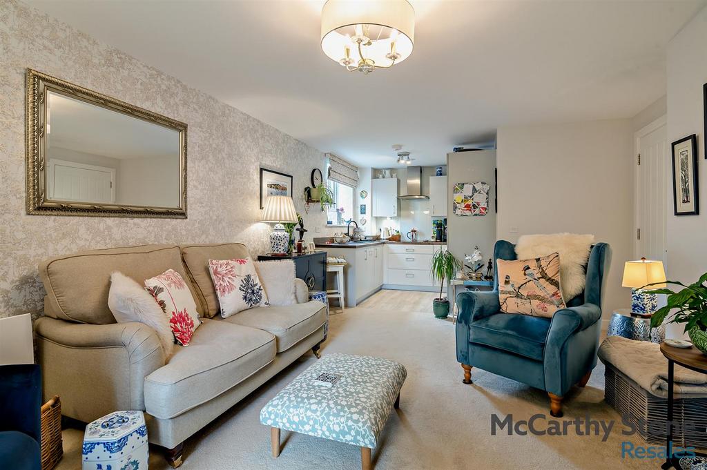 Living Room/Kitchen