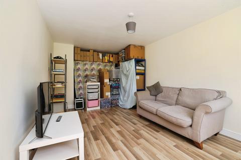 3 bedroom semi-detached house for sale, Woodland Way, Devizes