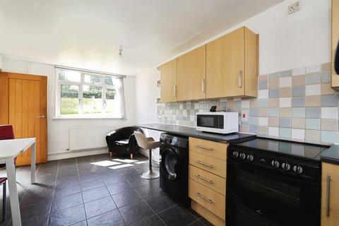 3 bedroom semi-detached house for sale, Woodland Way, Devizes