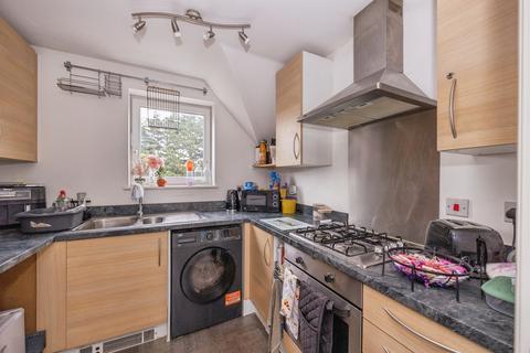 2 bedroom flat for sale, Tudor Crescent, Portsmouth