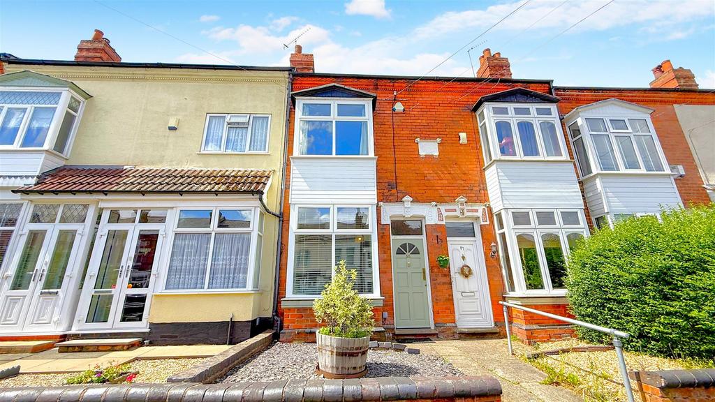2 bedroom terraced house for sale