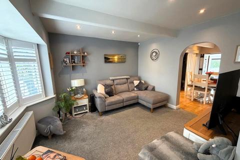 undefined, Hampton Road West, Hanworth, Feltham, TW13