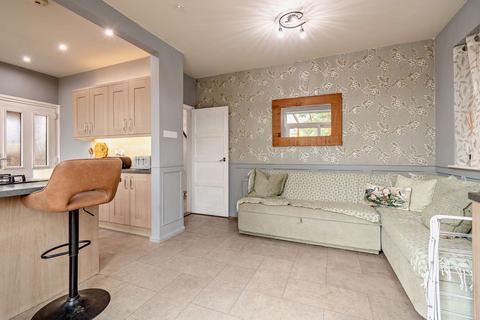 3 bedroom detached house for sale, Beacon Drive, Loughborough LE11