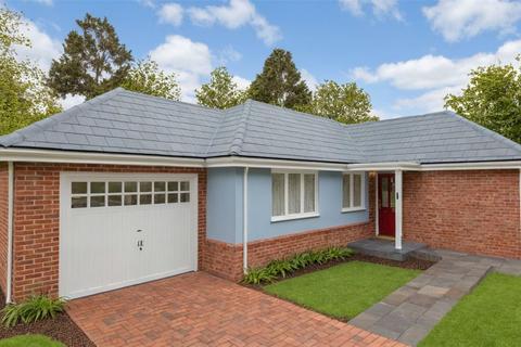 2 bedroom detached bungalow for sale, Barningham Road, Bury St Edmunds IP31