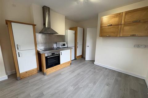 4 bedroom flat to rent, Station Parade, Virginia Water, Surrey GU25