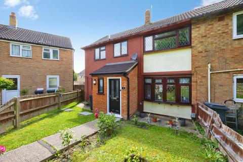 3 bedroom end of terrace house for sale, Oak Tree Road, Ashford, TN23 4