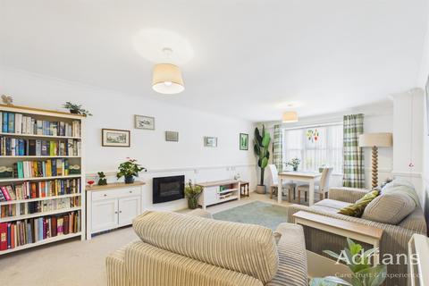 1 bedroom retirement property for sale, Balmoral Court, Springfield Road, CM2 6JQ