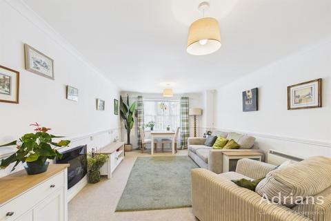 1 bedroom retirement property for sale, Balmoral Court, Springfield Road, CM2 6JQ