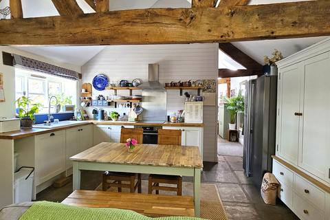 2 bedroom barn conversion for sale, Woolston SY6