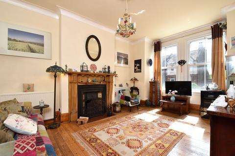 6 bedroom semi-detached house for sale, Boveney Road