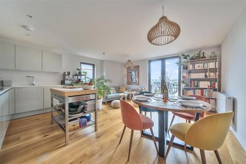 3 bedroom apartment for sale, Rope Walk, Harbourside, Bristol, BS1