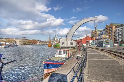 3 bedroom apartment for sale, Rope Walk, Harbourside, Bristol, BS1