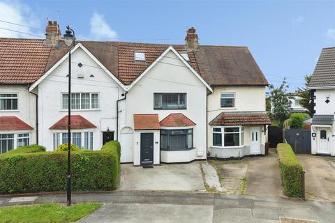 3 bedroom terraced house for sale, The Paddock, Hull