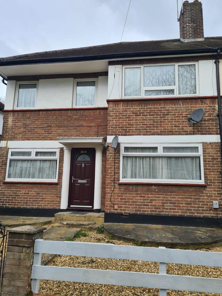 2 bedroom maisonette to rent