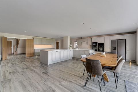 5 bedroom detached house for sale, Outwoods Road, Loughborough LE11