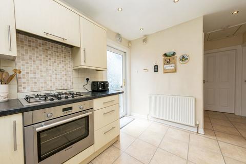 2 bedroom semi-detached house for sale, Fenay Drive, Fenay Bridge, HD8