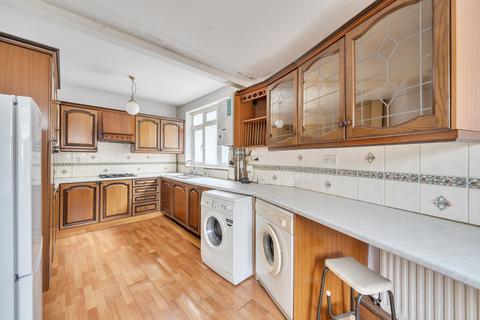 3 bedroom bungalow for sale, Willow Gardens, Ruislip