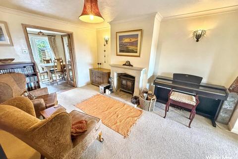 undefined, Taunton TA4