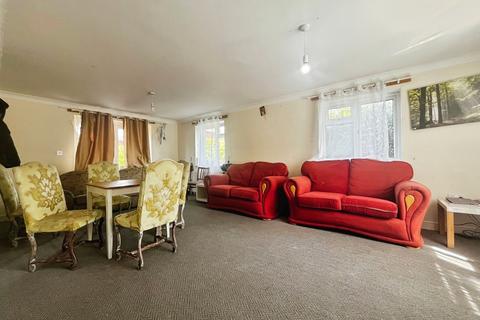 3 bedroom detached house for sale, Ray Mill Road West, Maidenhead, Berkshire