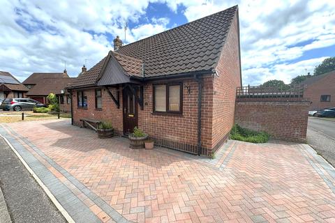 2 bedroom detached bungalow for sale, Spinney Close, Beetley, Dereham