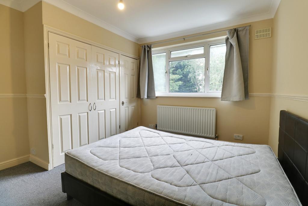 House in Orpington - More
