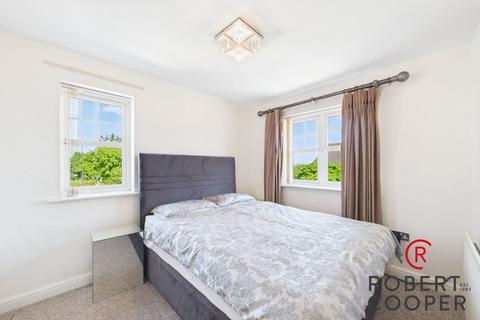 3 bedroom detached house for sale, Aspen Grove, Pinner, HA5