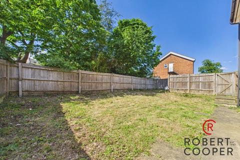 3 bedroom detached house for sale, Aspen Grove, Pinner, HA5