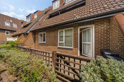 undefined, Abbeyfields Close, London NW10