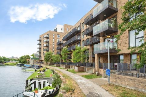 2 bedroom flat for sale, Nicholson Square, London, E3