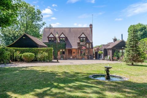 Woodmansterne Street, Banstead